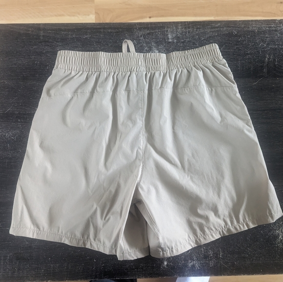 Men's Alphaelete shorts - Picture 2 of 3